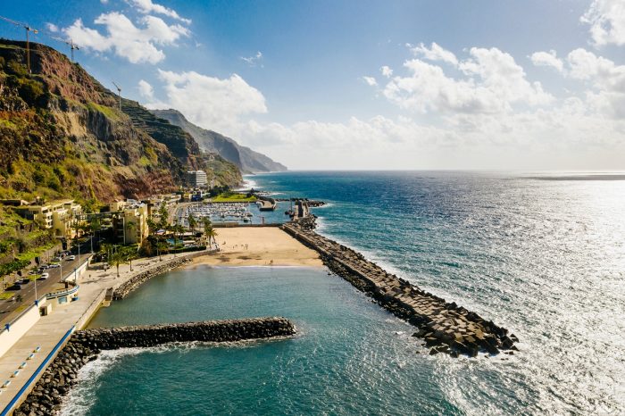 Tour à Costa Sul e Calheta